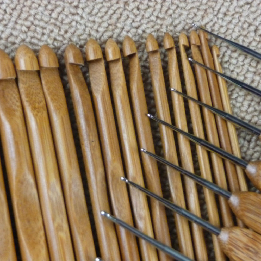 Wooden Crochet Hooks Ergonomic Handle - Ensemble de 12 aiguilles à tricoter